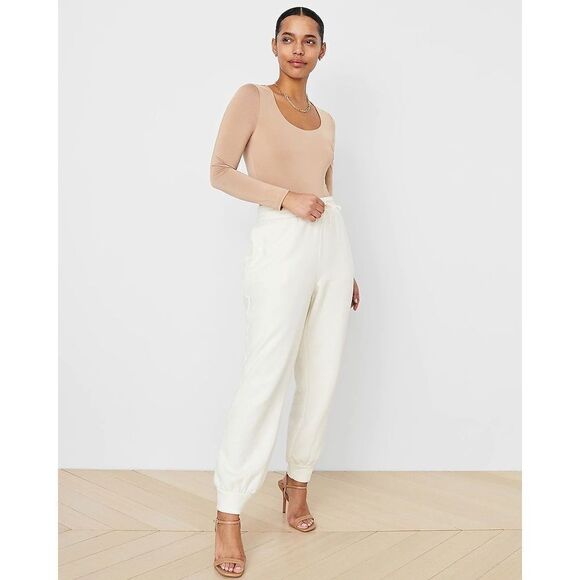 ✨High Waisted Fleece Joggers✨ - Picture 2 of 8